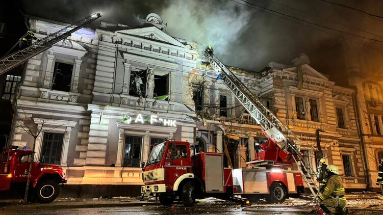 Последствия ночного обстрела Харькова. Фото: t.me/s/ihor_terekhov