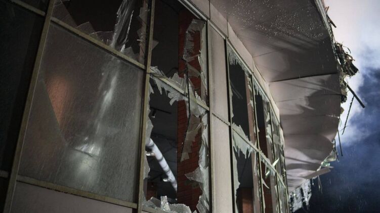 Последствия ночной атаки на Запорожье. Фото: Запорожская ОВА