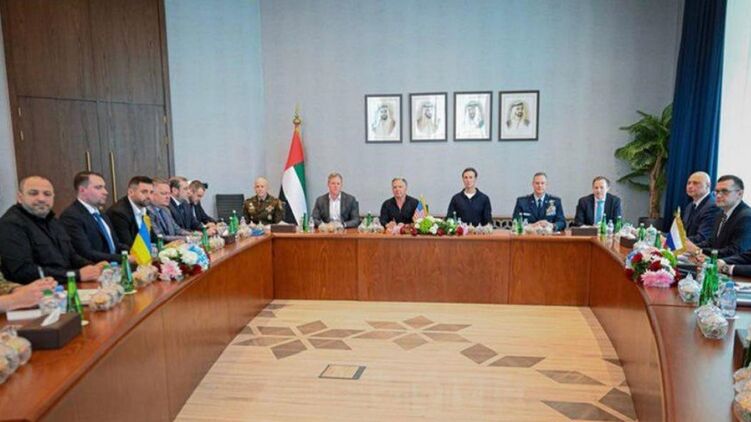 В Абу-Дабі продовжились переговори. Фото: МЗС ОАЕ