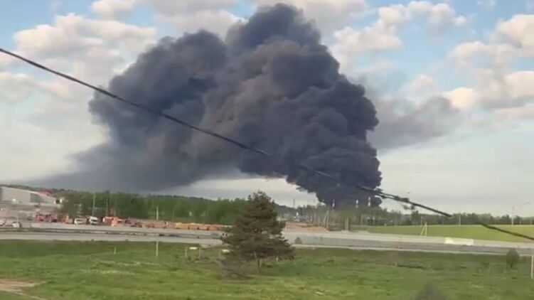 Последствия одного из прилётов по РФ. Скриншот видео