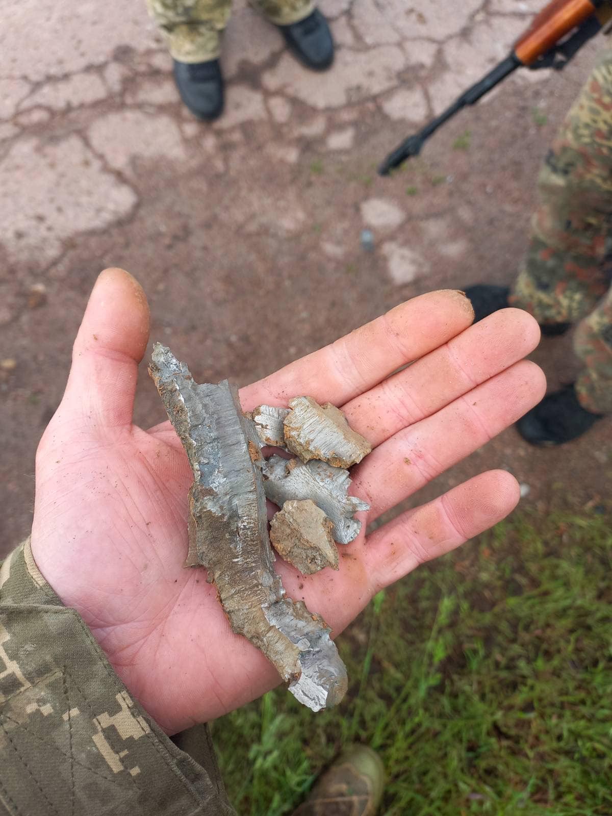 Последствия обстрела Черниговской области. Фото: facebook.com/kommander.nord 