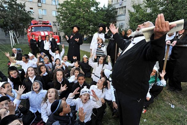 Хасиды в Умани