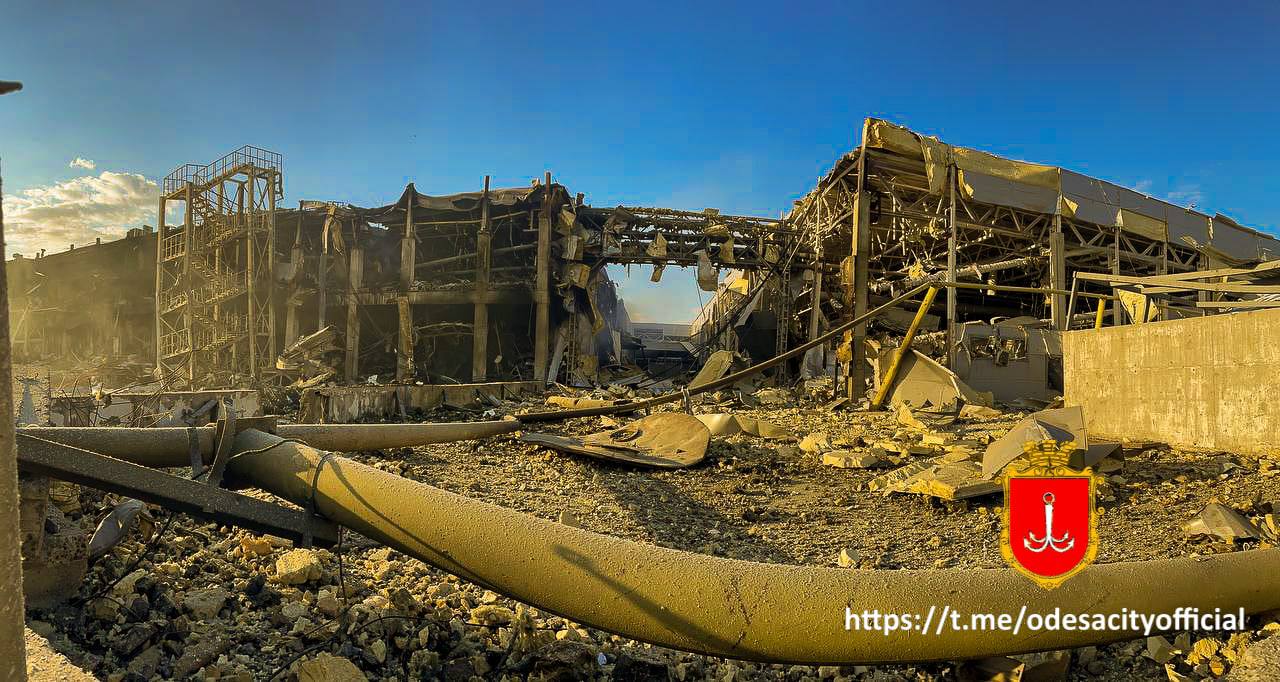 Фото после прилетов по Одессе 9 мая