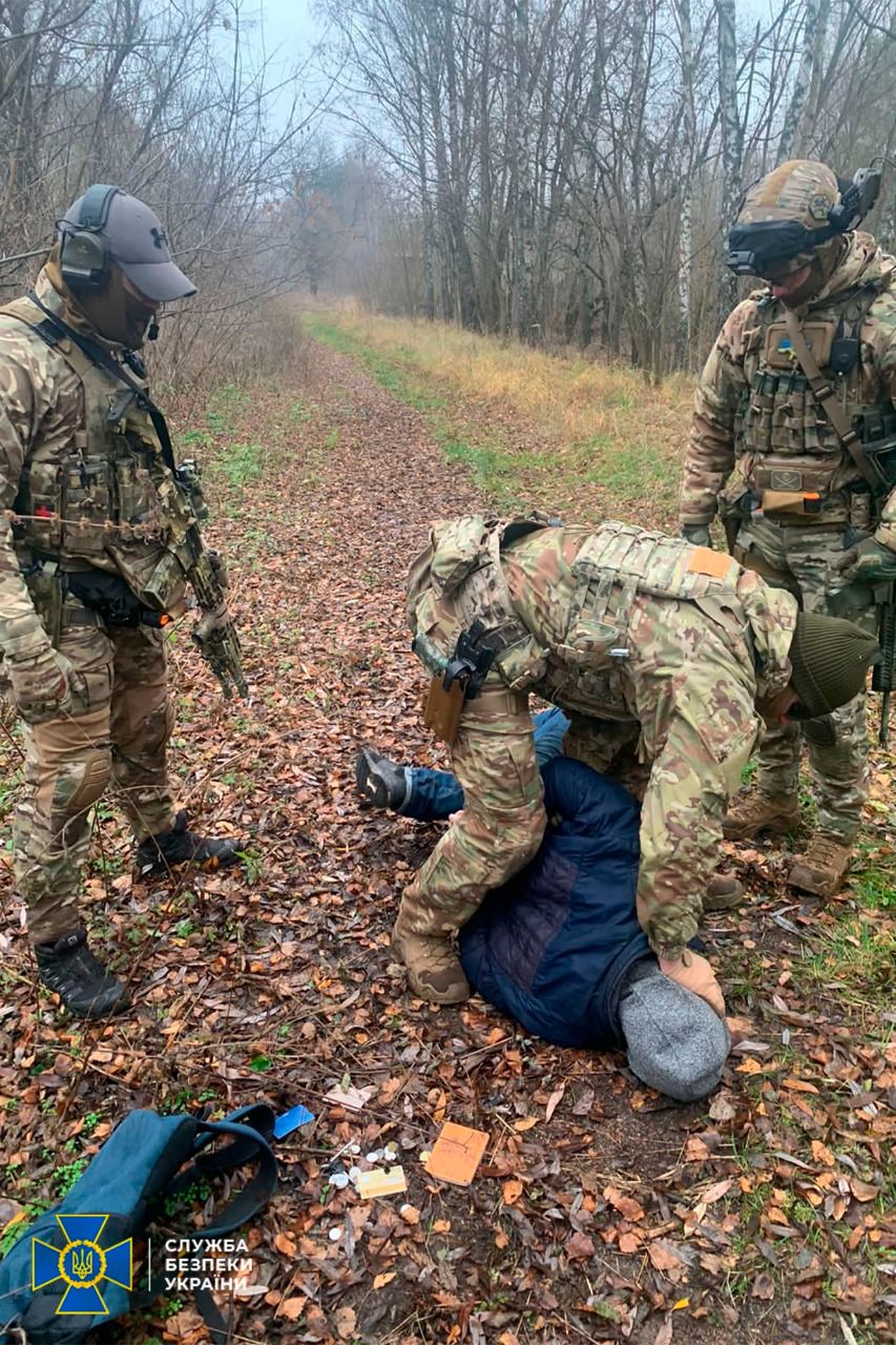 СБУ задержала группировку, которая планировала убийства командиров Сил спецопераций ВСУ