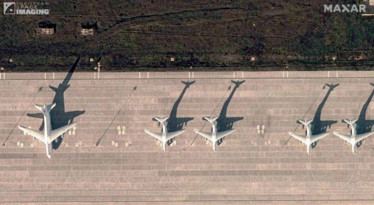 два десятка дальних бомбардировщиков Ту-95 и Ту-160