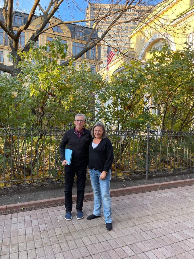 Нуланд и Грин в Спасо-хаусе