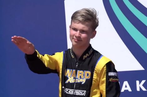 Зигующий гонщик