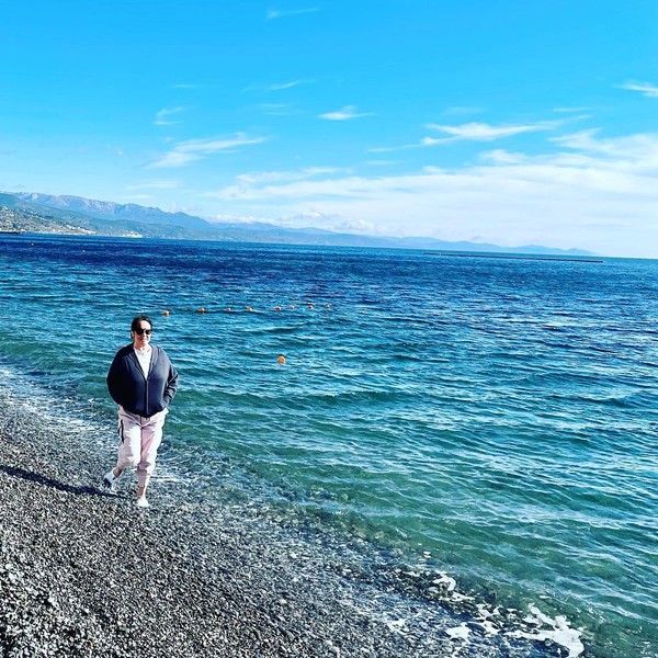 Лариса Гузеева отдыхает в аннексированном Крыму