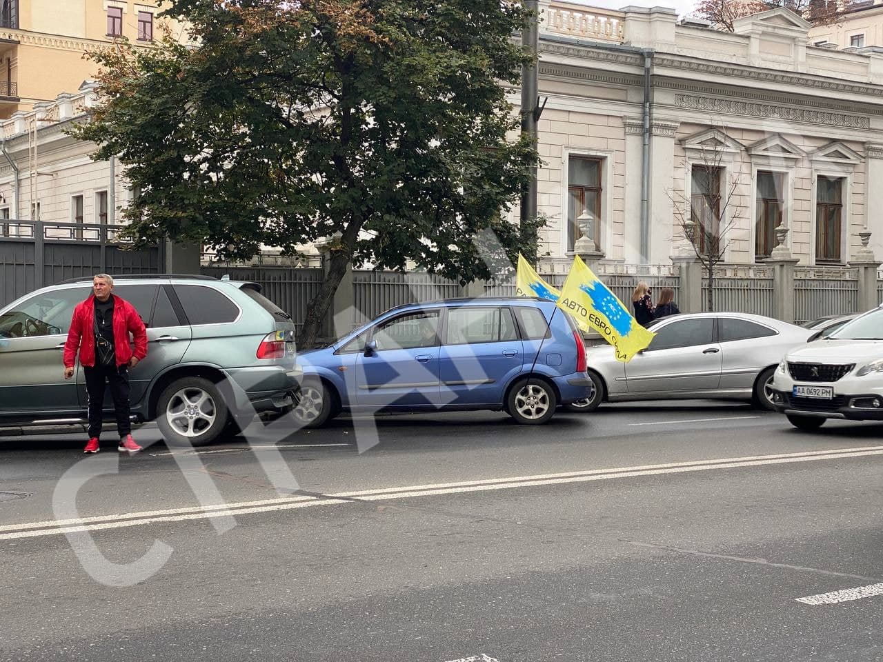 в Киеве возле здания Верховной Рады запланированы протесты. Фото: "Страна"