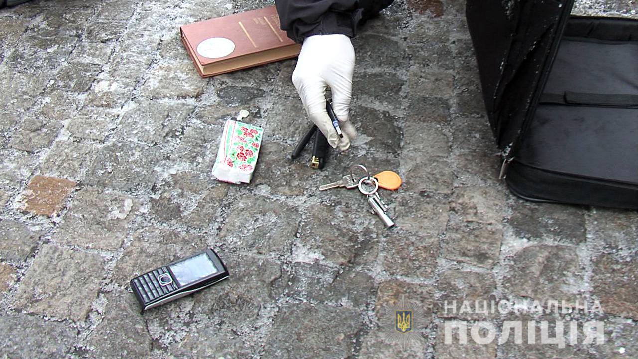 Фото: взрывные устройства среди вещей преступника полиция не обнаружила