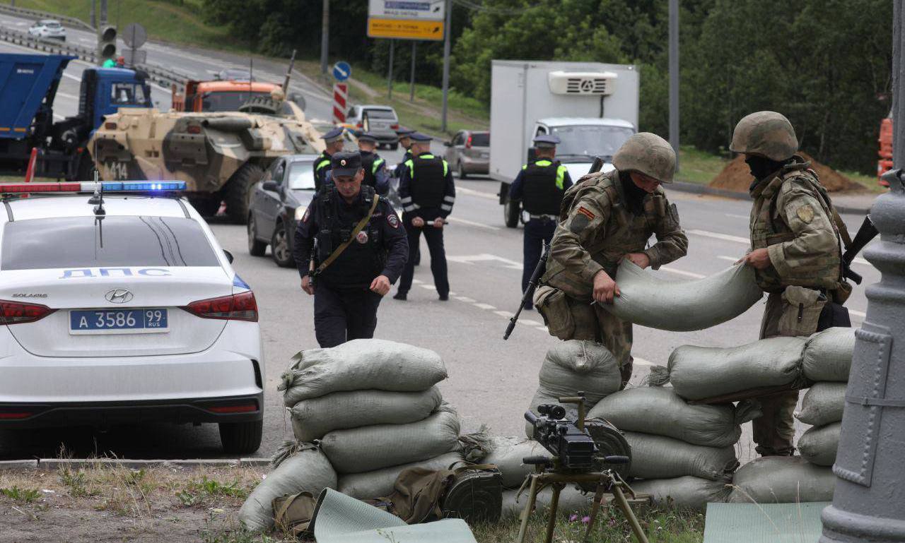 Військовий заслін на дорозі до Москви