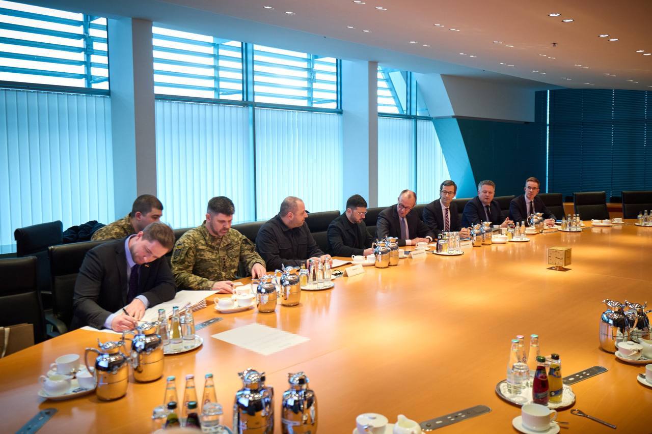 Фото делегации Украины на переговорах с США в Берлине. Источник - zelenskyy.official